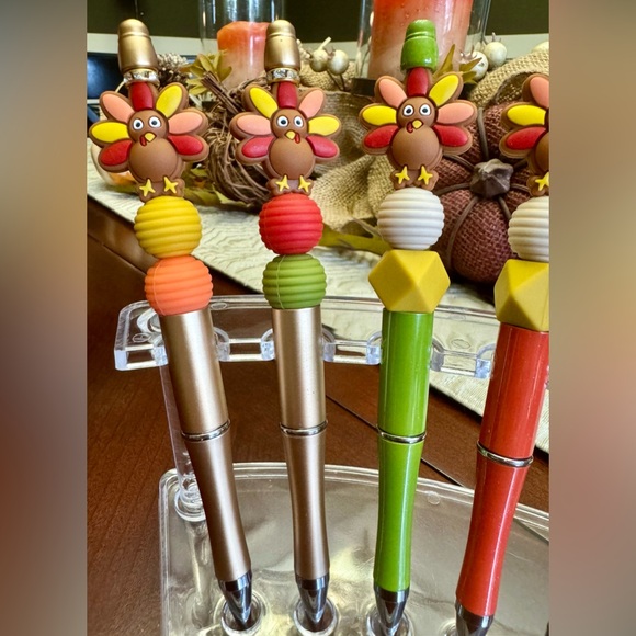 ONE Handcrafted Thanksgiving Turkey Writing Pen Holiday Beaded Boutique - Picture 3 of 4